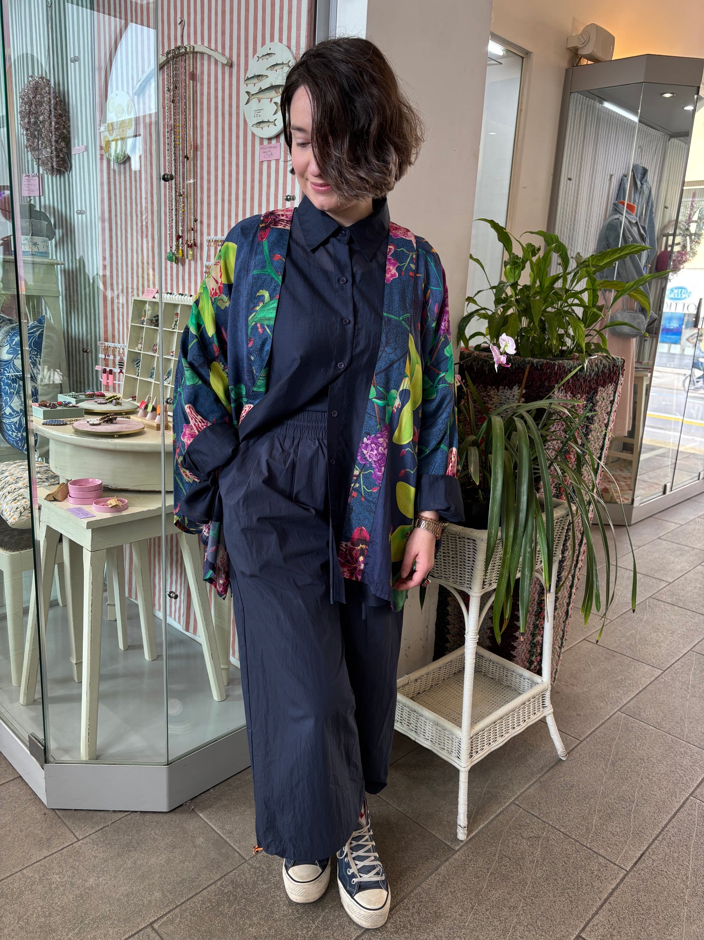 Completo pantalone e camicia blu