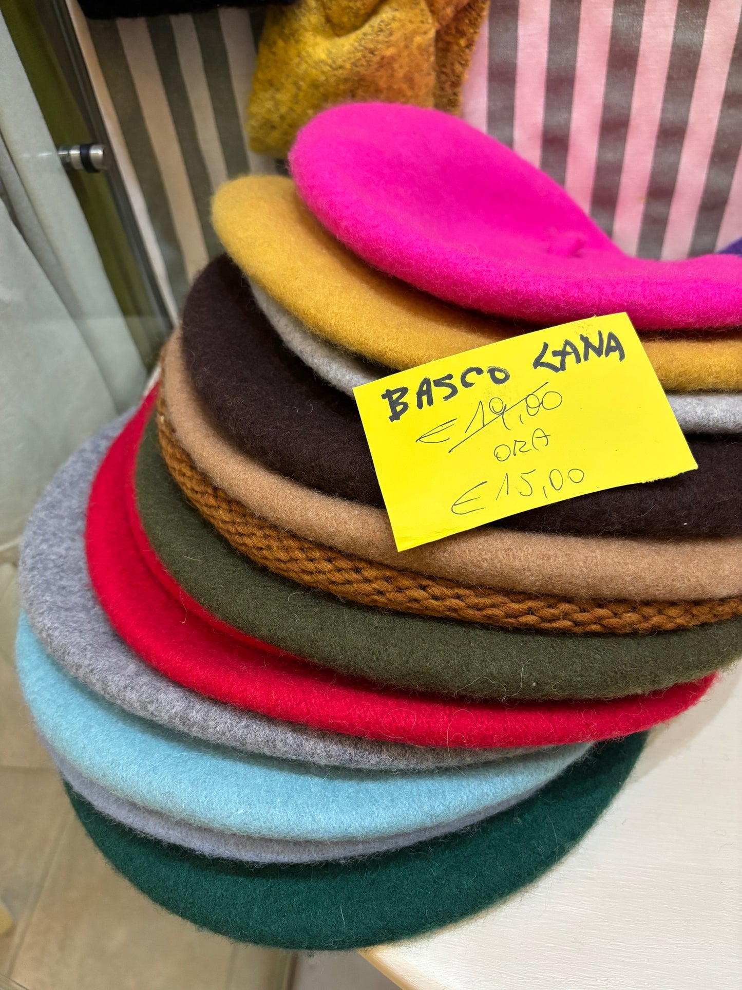 Basco in panna di lana