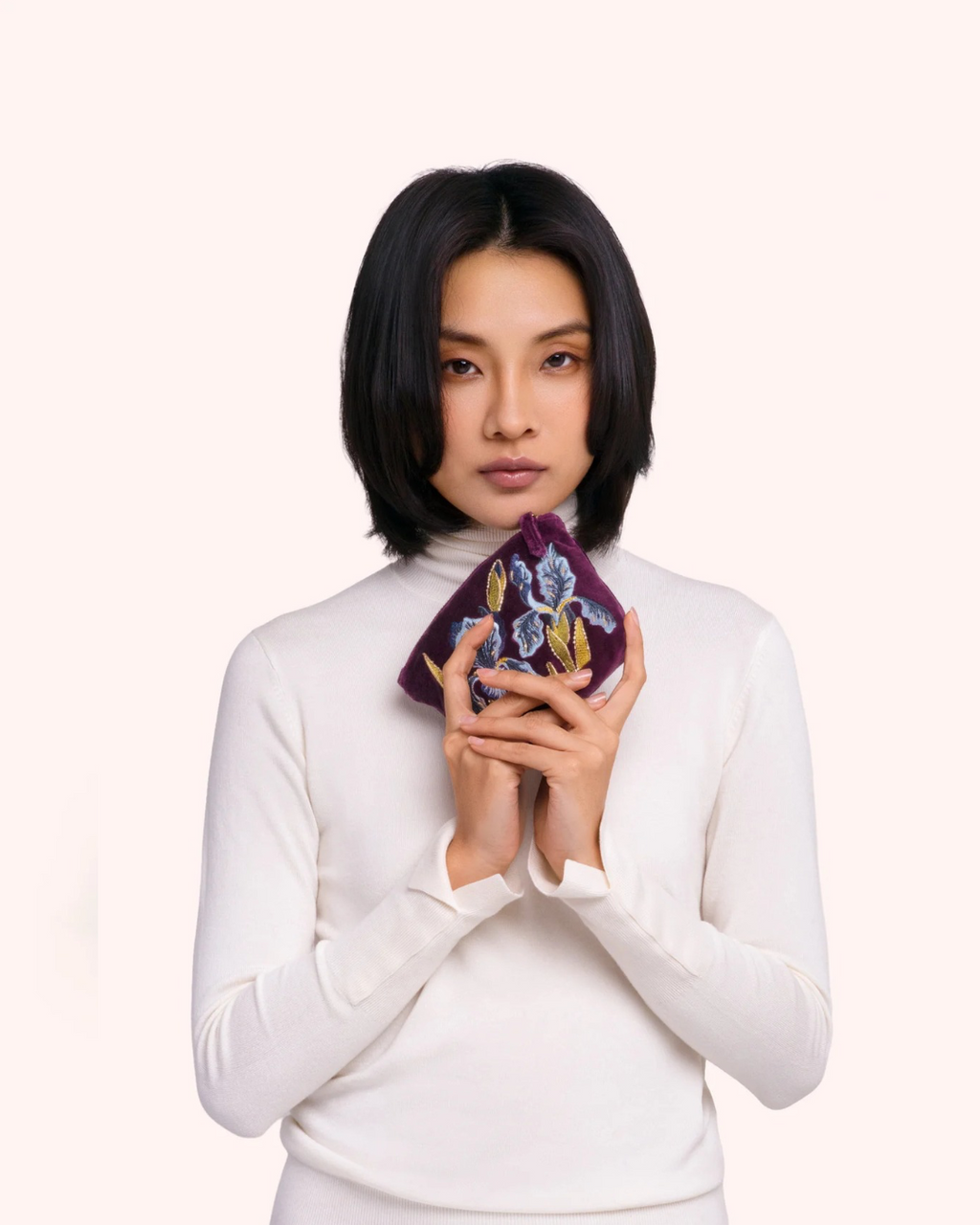 Pochette velluto ricamato Iris